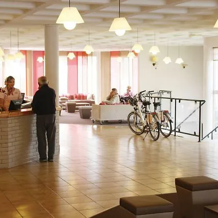 Club Domaine Chateau Laval 3* Greoux-les-Bains